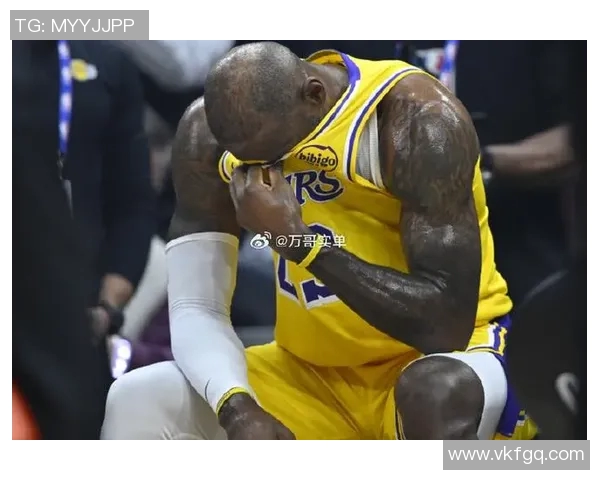 大卫-詹姆斯因伤缺席CBA全明星赛,球迷心痛 大卫-詹姆斯因伤缺席CBA全明星赛,球迷心痛